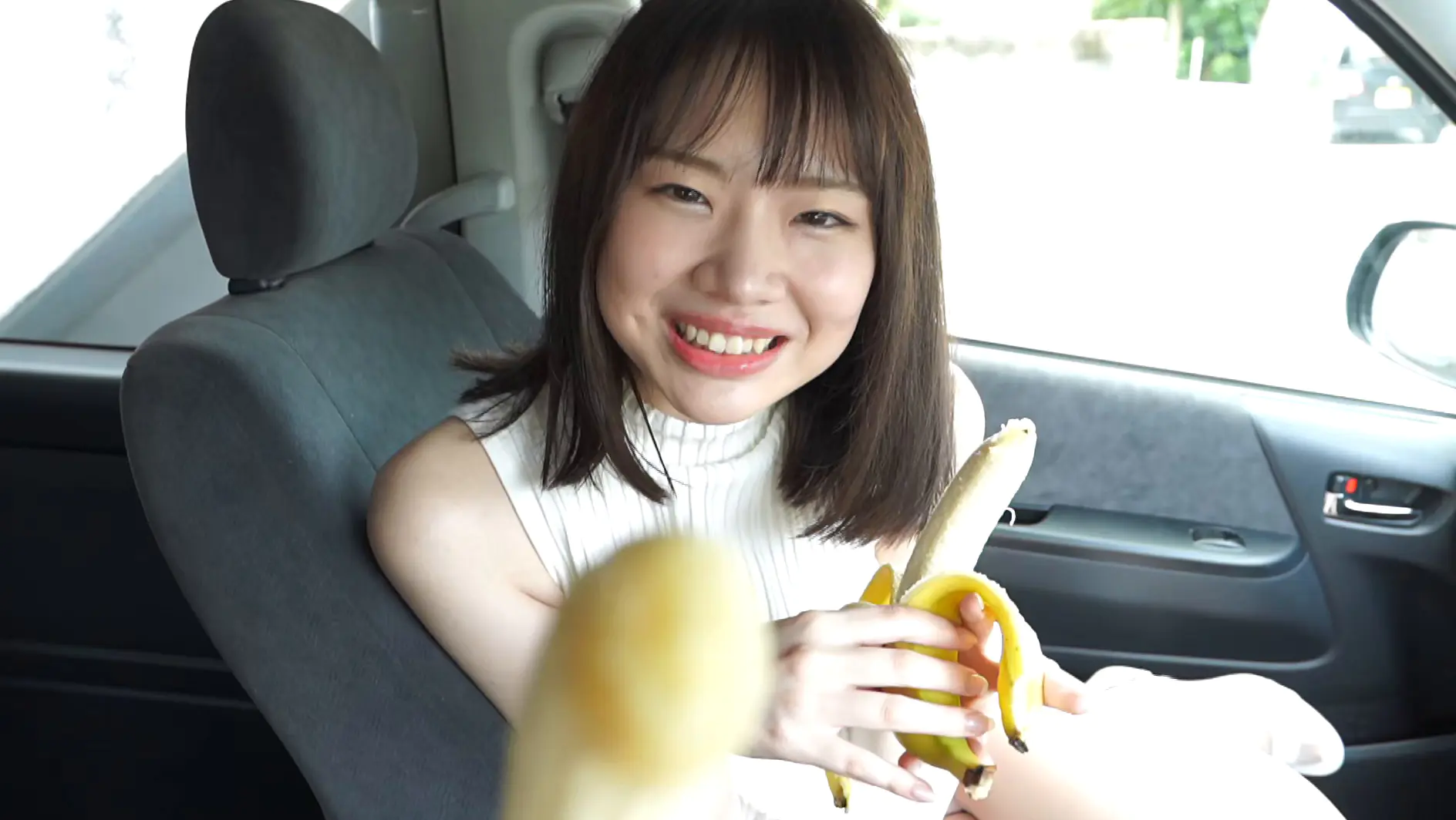 白川希美のエロ爆乳メイドがヤバい！可愛い顔してエロシーン満載のグラビア動画『キミのノゾミ、かなえてあげる』