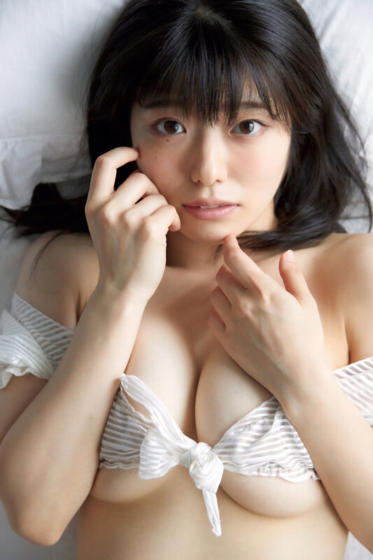 『アイドルワン どうかな？ 山田かな』清純なルックスにGカップのボディでかなに一目惚れ！！初々しいデビュー作のグラビアアイドル動画:2