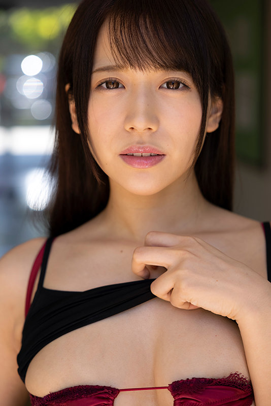 『ぜんぶ教えてあげる』桜りんがエッチなフェロモンであざとく誘惑！いやらしいことしまくりのグラビア動画:3