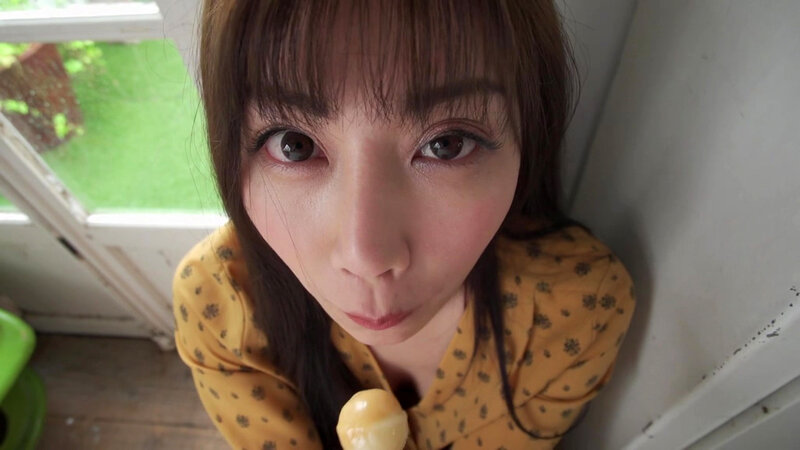 歩くフェロモン「あべみほ」が網タイツの女王様やローションプレイで魅せる限界ギリギリの過激エログラビア動画:8