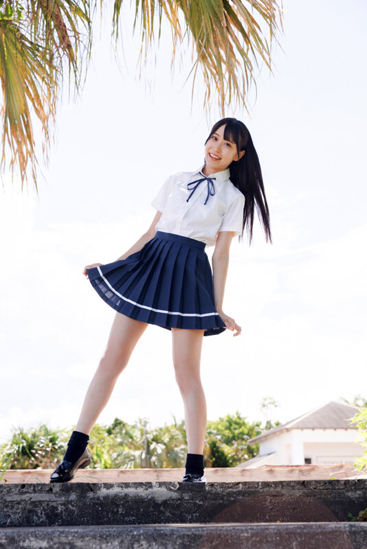 宮花ももの猫耳メイドが最高に可愛い！見ると幸せになれるルックスとスレンダーボディが魅力のグラビア動画『なちゅらるもも』:6