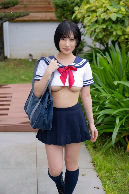 【小日向奏音】ミルキー・グラマー 145cmの小柄なカラダにGカップの巨乳が初々しいグラビア動画:3