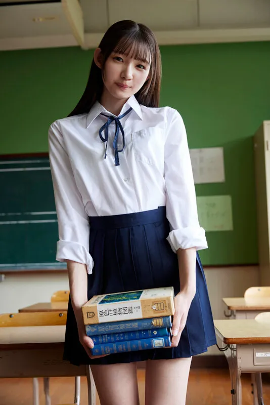 『あゆの初恋 波崎天結』笑顔がかわいいスレンダー美少女のエッチなボディがたまらないグラビア動画:3